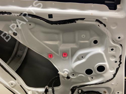 Used Left rear door Left rear door 38938746 38938746