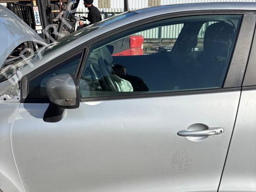 front-left-door-window-renault-clio-iv-bh_-2012-2013-2014-2015-2016-2017-2018-2019-2020-2021-40119797 main image