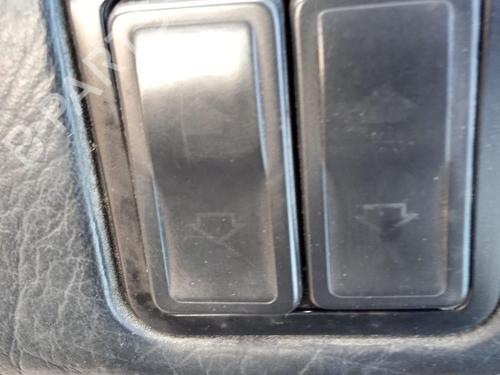 Used Left front window switch CITROËN ZX Break (N2) 1.6 i (88 hp) 27101982