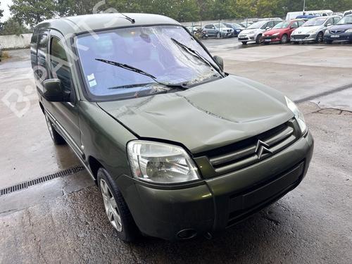 Used Right front brake caliper Right front brake caliper CITROËN BERLINGO / BERLINGO FIRST MPV (MF_, GJK_, GFK_) 1.6 HDI 90 (MF9HX) (90 hp) 39931952 39931952