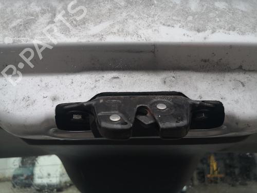 Used Tailgate lock PEUGEOT 106 II (1A_, 1C_) 1.1 i (60 hp) 27132264