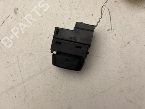 Used Right rear window switch Right rear window switch 37244777 37244777