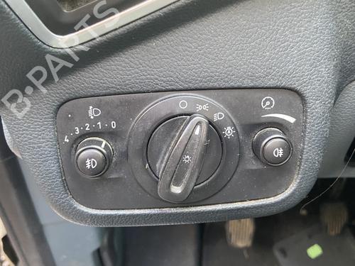 Forlygtekontakt FORD C-MAX II (DXA/CB7, DXA/CEU) 1.6 TDCi (95 hp) 32982476