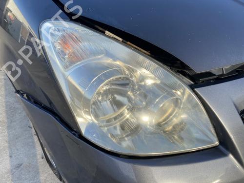 Højre forlygte TOYOTA COROLLA Verso (ZER_, ZZE12_, R1_) 2.2 D-4D (AUR10_, AUR10R) (177 hp) 32471454