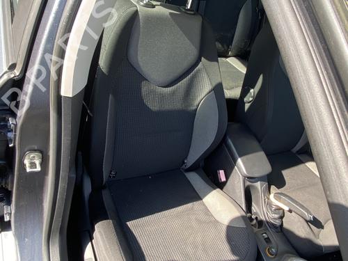 Sæde højre fortil PEUGEOT 308 I (4A_, 4C_) 1.6 16V (120 hp) 32990130