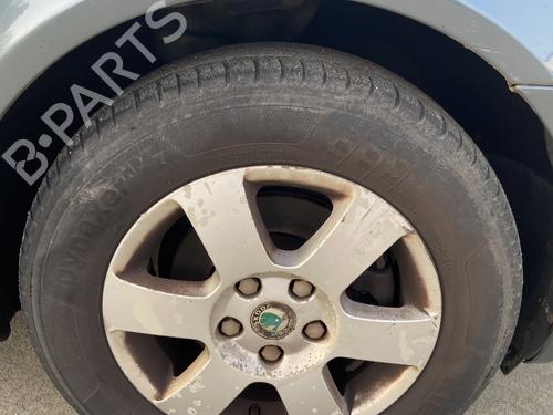 Used Right front brake caliper SKODA OCTAVIA II (1Z3) 1.9 TDI (105 hp) 32746109