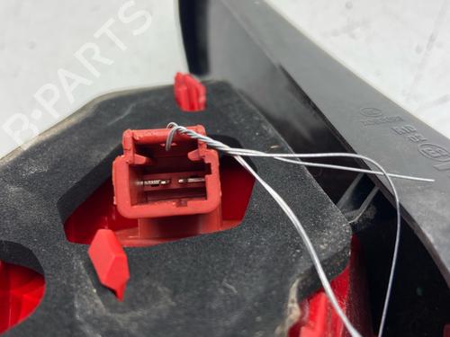 Used Left tailgate light Left tailgate light 33708198 33708198
