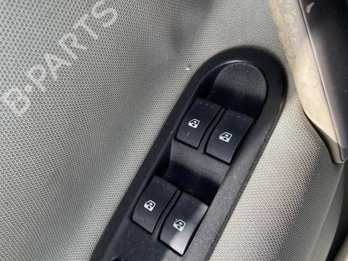 Used Left front window switch RENAULT SCÉNIC II (JM0/1_) 1.6 16V (JM1R) (112 hp) 28730989