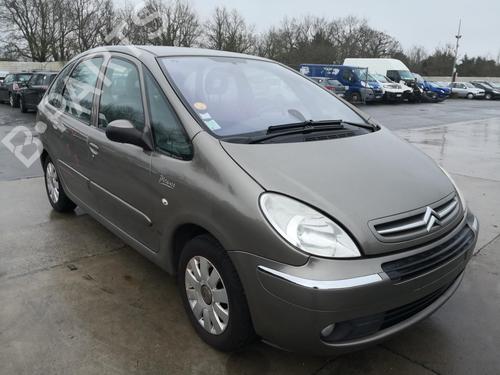 Left headlight CITROËN XSARA PICASSO (N68) 1.6 HDi | BP27130471C28 