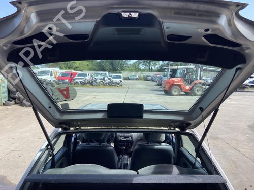 Used Tailgate lock CITROËN SAXO (S0, S1) 1.4 VTS (75 hp) 27113612