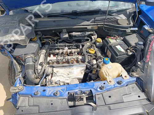 Used Starter FIAT DOBLO Cargo (263_) 1.6 D Multijet (263WXD1B, 263WXR1B, 263WXX1B, 263ZXD1B,... (105 hp) 27124006