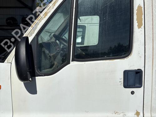 Venstre fortil udvendigt håndtag Venstre fortil udvendigt håndtag 39421069 39421069