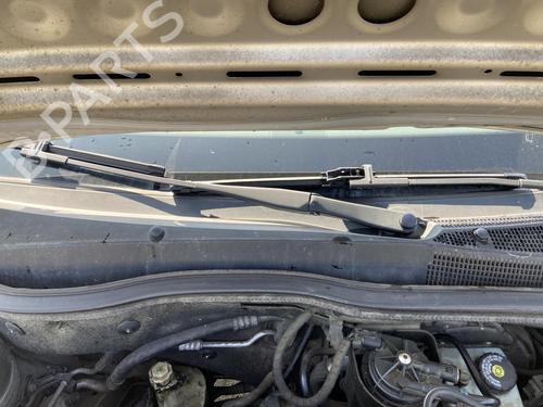 Used Front windshield wiper arm OPEL ASTRA H (A04) 1.7 CDTI (L48) (110 hp) 27113303