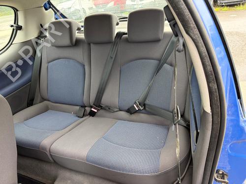 Cinto de segurança traseiro esquerdo Cinto de segurança traseiro esquerdo PEUGEOT 206 Hatchback (2A/C) [1998-2012] 35889530 35889530