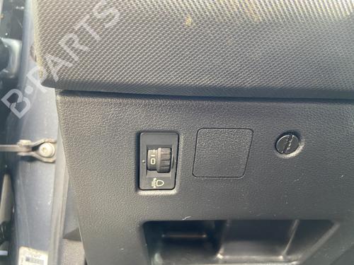 Forlygtekontakt PEUGEOT 308 I (4A_, 4C_) 1.6 16V (120 hp) 32990103