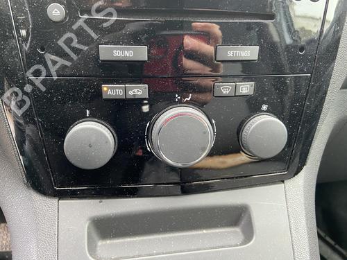 Airco bedieningspaneel OPEL ZAFIRA / ZAFIRA FAMILY B (A05) 1.7 CDTI (M75) (110 hp) 29747381