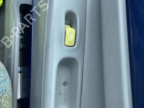 Højre fortil elrude kontakt Højre fortil elrude kontakt 38926101 38926101