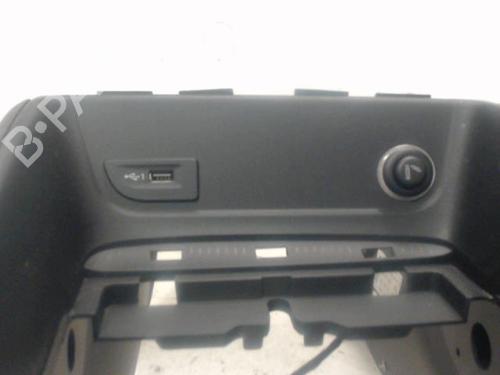 Middle console AUDI A3 Sportback (8VA, 8VF) 2.0 TDI | BP27135730I22 - Image 4