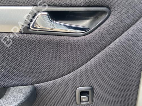 Used Left rear window switch MERCEDES-BENZ B-CLASS Sports Tourer (W245) B 180 CDI (245.207) (109 hp) 28295521