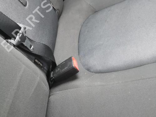 Used Seat buckle FIAT BRAVO II (198_) 1.9 D Multijet (198AXE1A) (90 hp) 27147039
