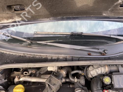 Used Front windshield wiper arm RENAULT CLIO III (BR0/1, CR0/1) 1.5 dCi (BR17, CR17) (86 hp) 29117817