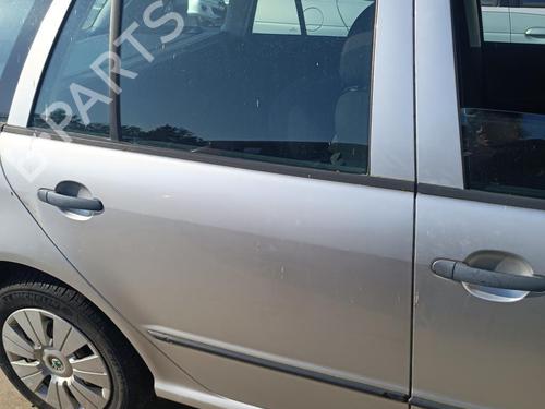 Used Right rear door SKODA FABIA I Combi (6Y5) 1.4 16V (75 hp) 27124329