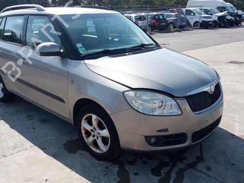 Windscreen washer tank SKODA FABIA II Combi (545) 1.9 TDI 6Q0955453P