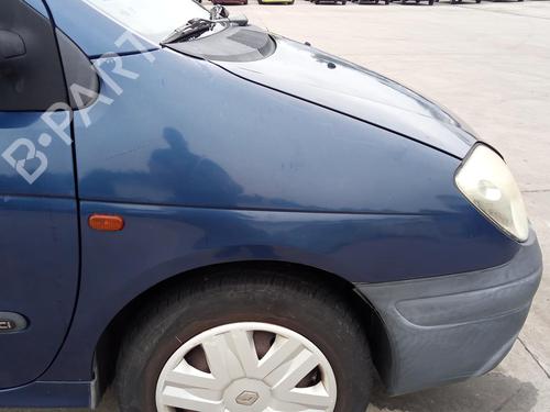 Kotflügel rechts vorne RENAULT SCÉNIC I MPV (JA0/1_, FA0_) 1.9 dCi (JA05, JA1F) 7751474882