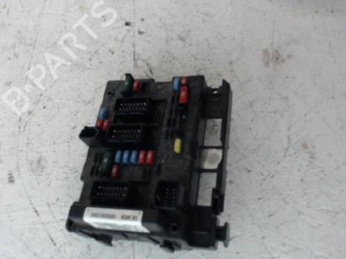Fuse box PEUGEOT 307 Break (3E) 2.0 HDI 110 | BP27116034E1 