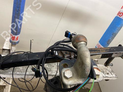 Used Tow ball/Mechanism Tow ball/Mechanism 37008134 37008134