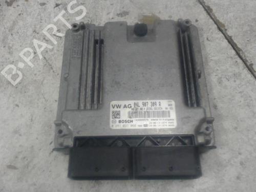 Used Engine control unit (ECU) AUDI A3 Sportback (8VA, 8VF) 2.0 TDI (150 hp) 27135584