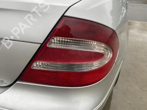 Used Right taillight MERCEDES-BENZ CLK (C209) CLK 270 CDI (209.316) (170 hp) 28473851