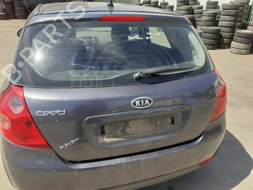 Tailgate KIA CEE'D Hatchback (ED) 1.6 CRDi 90 737001H000