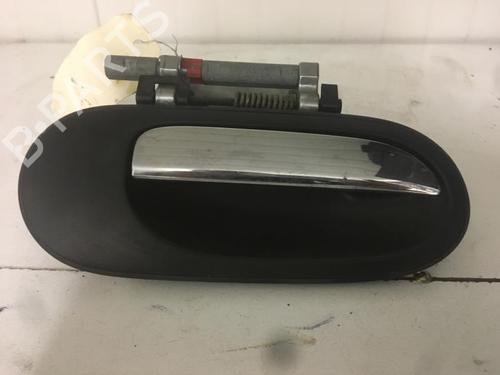 Used Front right exterior door handle NISSAN ALMERA TINO (V10) 2.2 dCi (115 hp) 27117006