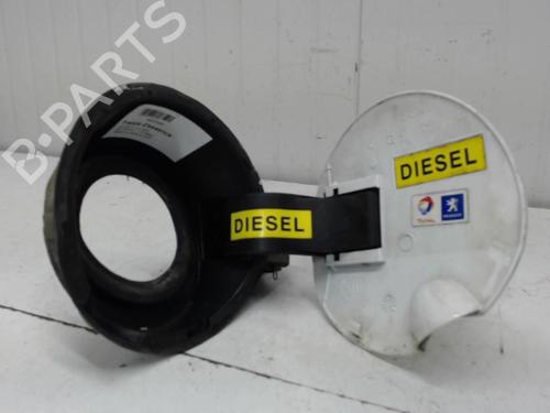 Used Fuel flap PEUGEOT 308 I (4A_, 4C_) 1.6 HDi (109 hp) 27118447