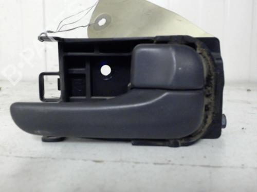Used Front right interior door handle NISSAN PRIMERA Hatchback (P11) 2.0 TD (90 hp) 27117194