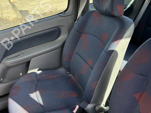 Used Right front seat Right front seat RENAULT CLIO II (BB_, CB_) 1.2 (BB0A, BB0F, BB10, BB1K, BB28, BB2D, BB2H, CB0A,... (58 hp) 40497740 40497740