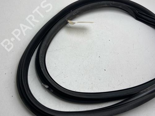 Gummiliste CITROËN C3 II (SC_) 1.4 VTi 95 | BP35937652C142 - Image 2