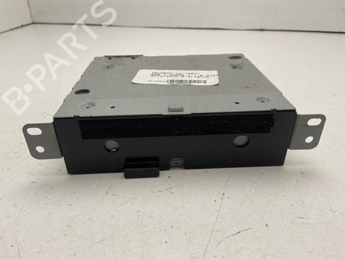 radio-peugeot-508-i-8d_-2010-2011-2012-2013-2014-2015-2016-2017-2018-27141446 main image