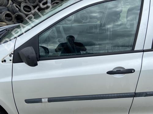 Used Front left door window RENAULT CLIO III (BR0/1, CR0/1) 1.2 16V (BR02, BR0J, BR11, CR02, CR0J, CR11) (75 hp) 27108741