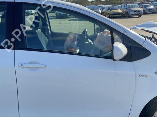 Dørrute Høyre foran TOYOTA YARIS (_P9_) 1.4 D-4D (NLP90_, NLP90R) (90 hp) 27105242