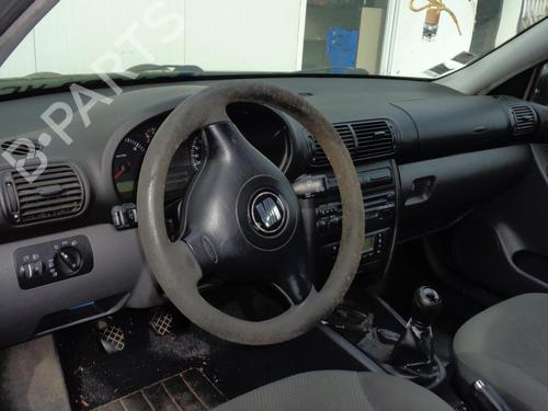 Venstre foran utvendig håndtak SEAT LEON (1M1) 1.9 TDI | BP27122914C128 