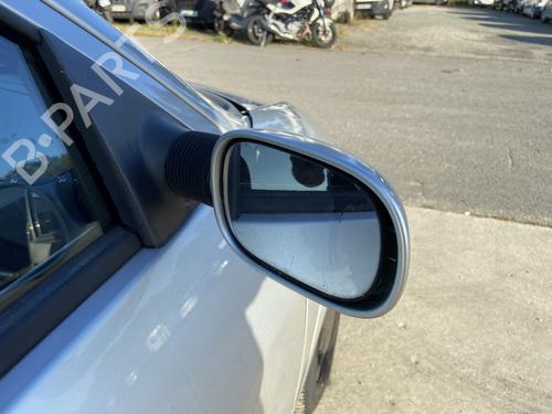 Used Right mirror Right mirror 29561742 29561742