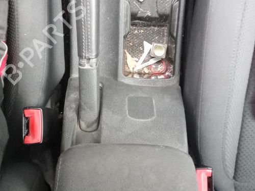 Used Seat buckle VW GOLF V (1K1) 1.9 TDI (105 hp) 27144505