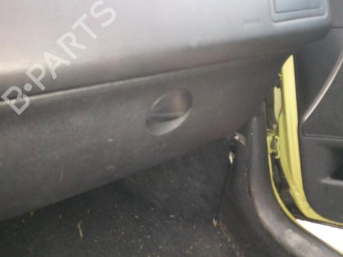Used Glove box CITROËN C4 Coupe (LA_) 1.6 HDi (109 hp) 27129278
