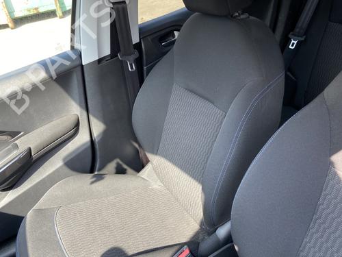 Right front seat PEUGEOT 208 I (CA_, CC_) 1.2 VTI 82 16326645NN