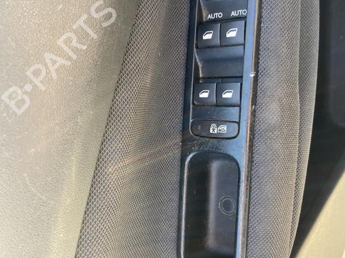 Used Left front window switch CITROËN C3 Picasso (SH_) 1.6 BlueHDi 100 (99 hp) 30305589