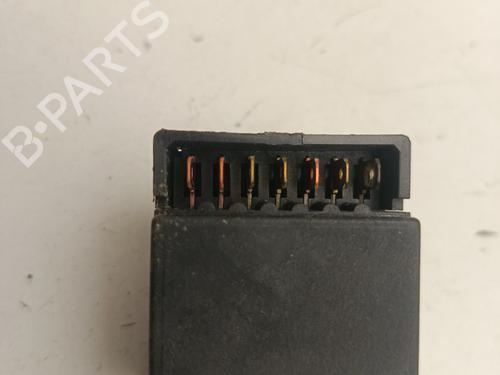 Used Steering column stalk Steering column stalk RENAULT SUPER 5 (B/C40_) 1.2 (B/C40F) (55 hp) 33737995 33737995