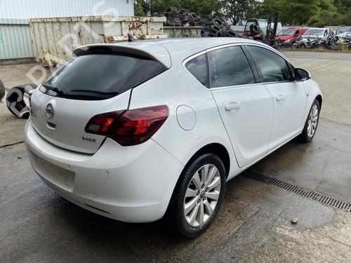 AC compressor OPEL ASTRA J (P10) 1.6 CDTi (68) | BP27114862M34 - Image 3