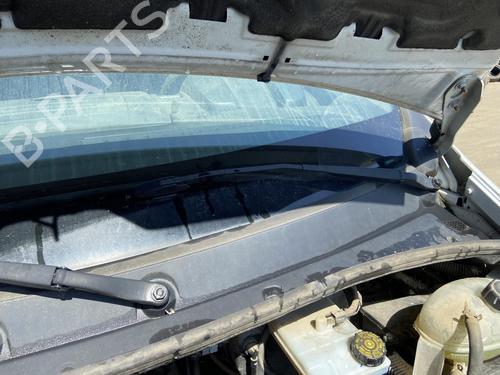 Front windshield wiper arm RENAULT MASTER III Van (FV) 2.3 dCi 145 FWD (FV0E, FV0F, FV0H, FV02, FV0M, FV0S,... 288815246R